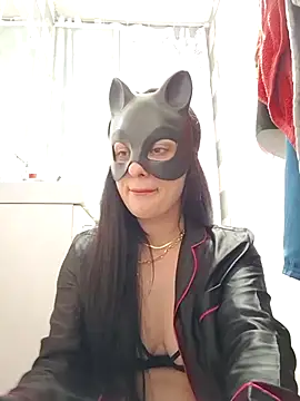 Snapshot of halii21 chatting on April 14, 10:16 pm halii21 online show from April 14, 10:16 pm