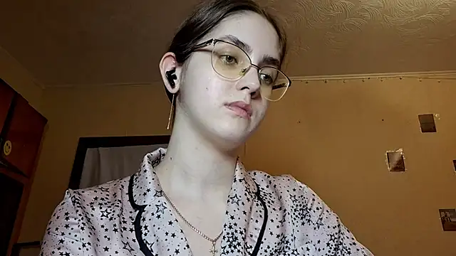 Snapshot of Katelemon chatting on March 27, 2:17 pm Katelemon online show from March 27, 2:17 pm