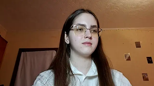 Snapshot of Katelemon chatting on April 7, 12:27 pm Katelemon online show from April 7, 12:27 pm