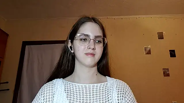 Snapshot of Katelemon chatting on April 12, 2:22 pm Katelemon online show from April 12, 2:22 pm