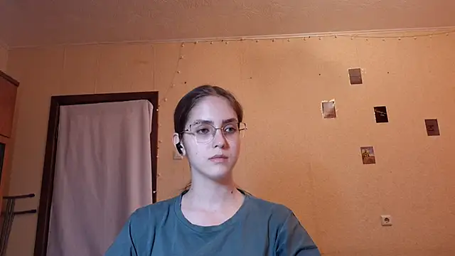 Katelemon online show from June 21, 3:36 pm