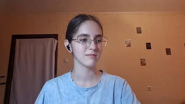 Katelemon online show from July 5, 2:24 pm