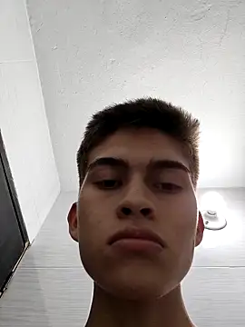 bbluchito online show from February 26, 4:11 am