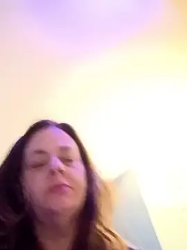Snapshot of sexyhotcheryl chatting on May 26, 11:17 am sexyhotcheryl online show from May 26, 11:17 am