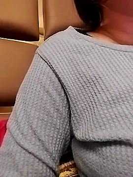 Snapshot of Sexy_Mona45 chatting on February 20, 5:46 pm Sexy Mona45 online show from February 20, 5:46 pm