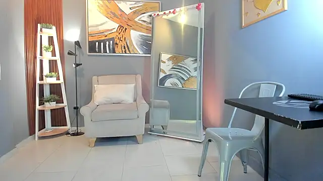 cailing  online show from February 27, 10:59 am