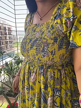 Queenlipx online show from May 31, 6:42 am