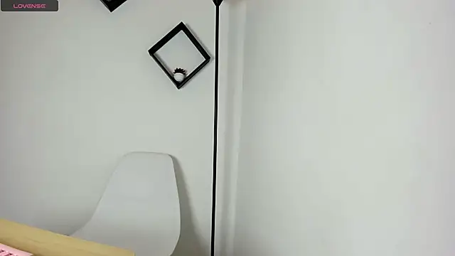 Snapshot of baby_celeste chatting on March 25, 2:06 am baby celeste online show from March 25, 2:06 am