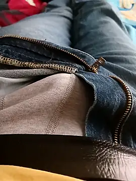 Snapshot of machine2880 chatting on March 2, 3:19 pm machine2880 online show from March 2, 3:19 pm