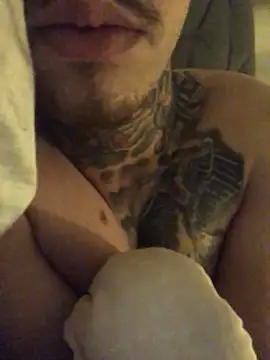 Snapshot of Daniev12234 chatting on March 4, 9:59 am Daniev12234 online show from March 4, 9:59 am