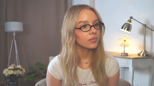 Snapshot of soulmatchy chatting on February 28, 1:12 pm soulmatchy online show from February 28, 1:12 pm