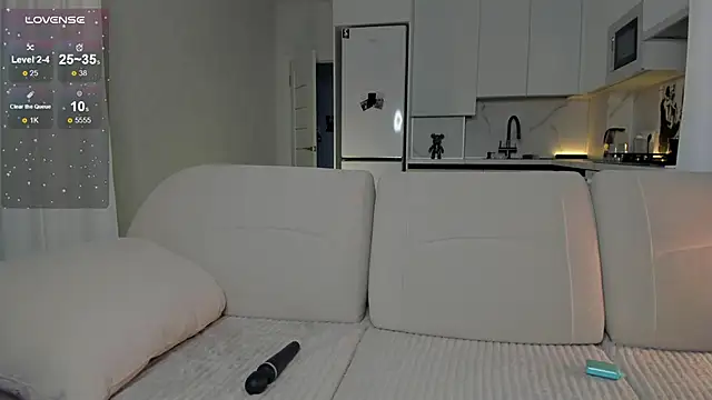 toffeepads1 online show from February 21, 9:38 pm