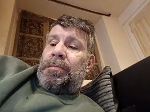 stud2512 online show from March 20, 8:14 pm