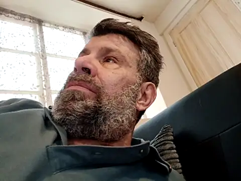 stud2512 online show from March 31, 3:56 pm