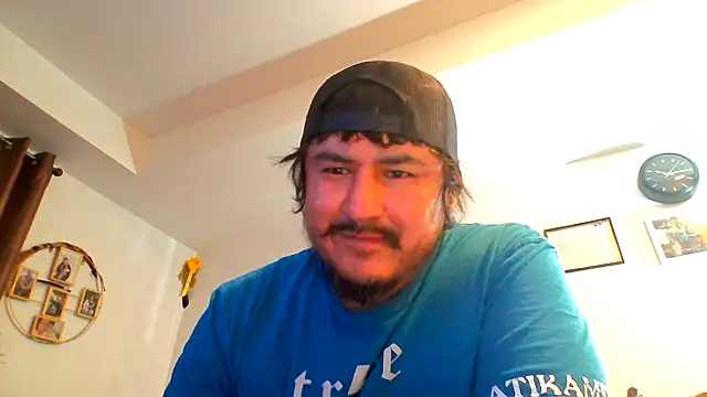 Snapshot of Bouncywarrior chatting on February 23, 3:15 am Bouncywarrior online show from February 23, 3:15 am