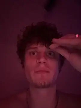 Snapshot of PAPITRVN chatting on March 3, 11:16 am PAPITRVN online show from March 3, 11:16 am