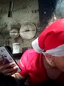 Snapshot of jackkk0011 chatting on February 24, 5:27 am jackkk0011 online show from February 24, 5:27 am