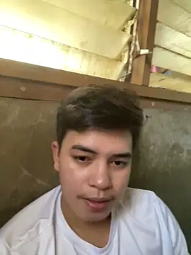Snapshot of urbigcutienasio chatting on April 6, 6:47 am urbigcutienasio online show from April 6, 6:47 am