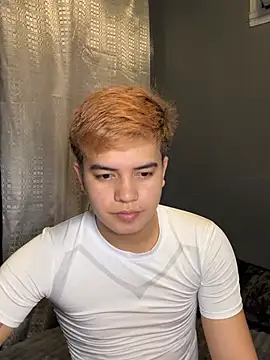 urbigcutienasio online show from August 4, 4:31 pm