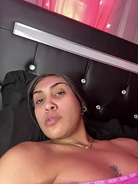 Camilaaaice online show from February 22, 9:46 pm