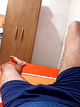 Snapshot of erotil_1 chatting on April 3, 5:11 pm erotil 1 online show from April 3, 5:11 pm