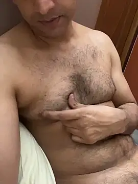 Snapshot of online4u08 chatting on February 28, 12:00 am online4u08 online show from February 28, 12:00 am