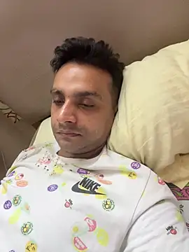 online4u08 online show from April 7, 5:46 pm