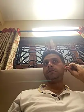 online4u08 online show from April 9, 8:03 pm