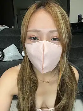Snapshot of _RAN_ch chatting on July 16, 10:05 pm RAN ch online show from July 16, 10:05 pm