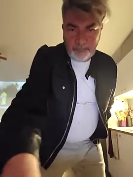 eruzam59000 online show from April 12, 5:40 pm