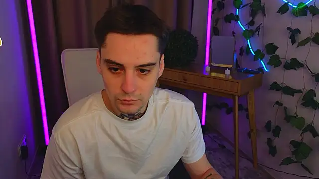 Snapshot of drillfilow chatting on February 26, 9:47 pm drillfilow online show from February 26, 9:47 pm