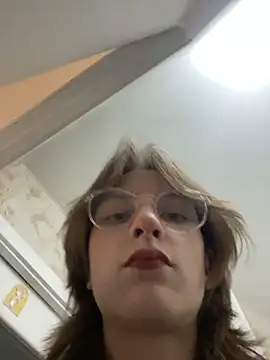 bezvanili online show from February 27, 9:15 pm