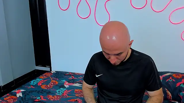 Snapshot of Cintya_n_Roger chatting on February 28, 1:23 pm Cintya n Roger online show from February 28, 1:23 pm