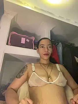 Maluxx333 online show from July 18, 1:32 am