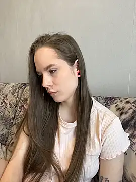 DivaAurum online show from March 4, 7:36 am