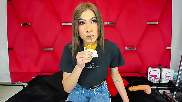 Alicee Grey online show from April 7, 2:28 pm