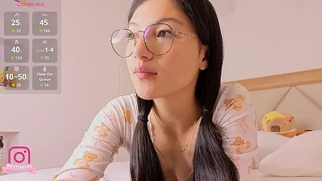 eva depp  online show from March 12, 10:21 am