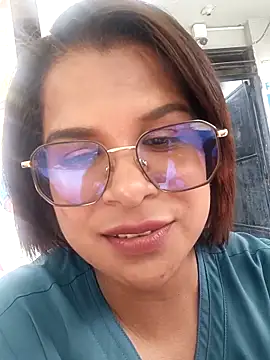 luna hotxx23 online show from April 5, 8:06 pm