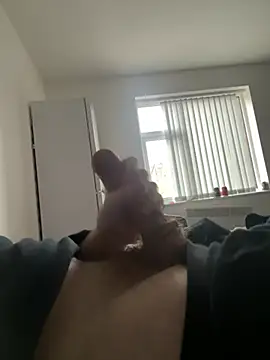 Snapshot of bigrodneyyy chatting on March 2, 2:13 pm bigrodneyyy online show from March 2, 2:13 pm