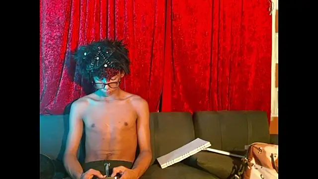 Snapshot of Billie_Turneer chatting on February 27, 6:24 am Billie Turneer online show from February 27, 6:24 am