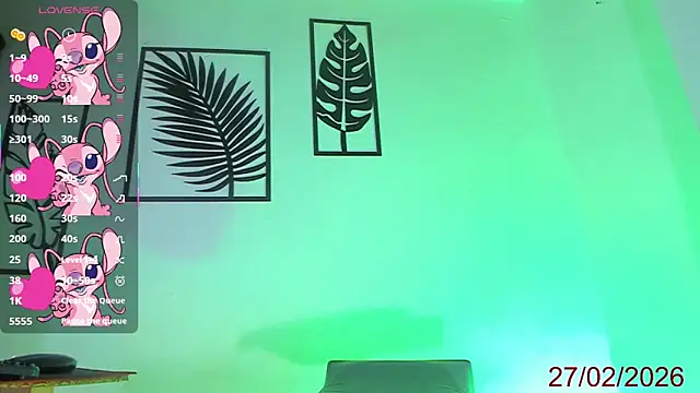 Snapshot of Ashly_Luxx chatting on February 27, 1:33 pm Ashly Luxx online show from February 27, 1:33 pm