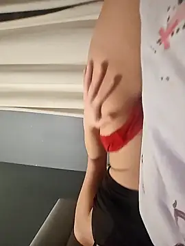 Snapshot of SamanthaRed chatting on February 23, 9:23 pm SamanthaRed online show from February 23, 9:23 pm