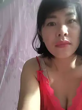 juicy-milu online show from May 24, 3:00 am