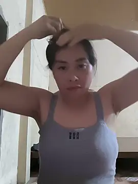 Snapshot of juicy-milu chatting on June 2, 3:25 pm juicy-milu online show from June 2, 3:25 pm