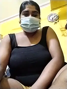 Snapshot of Cute_Piu chatting on February 24, 12:47 pm Cute Piu online show from February 24, 12:47 pm