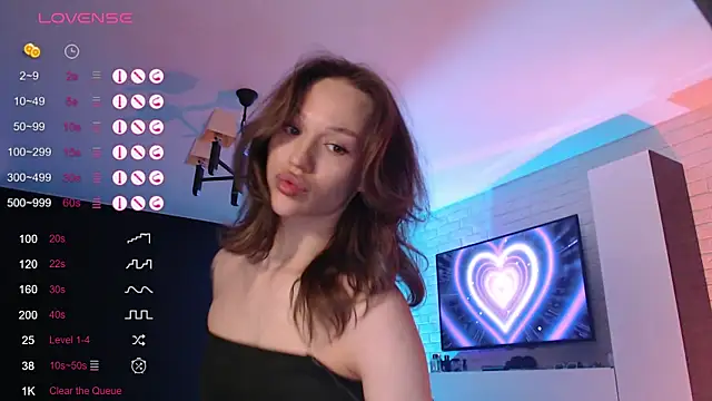 Jade Amore online show from April 4, 4:04 pm