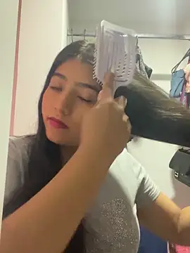 Snapshot of Sexy_mia_outdoors chatting on March 1, 8:11 pm Sexy mia outdoors online show from March 1, 8:11 pm