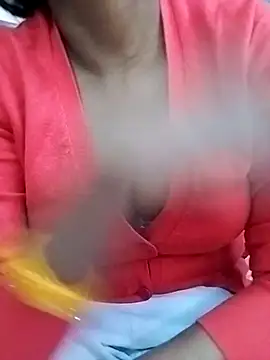 Snapshot of DollyRaj2 chatting on February 23, 3:04 am DollyRaj2 online show from February 23, 3:04 am