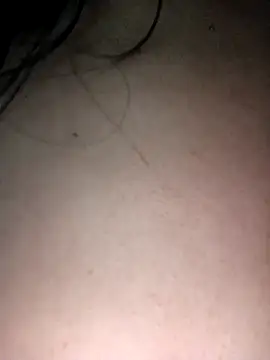 Snapshot of AppleMiel chatting on February 28, 10:44 pm AppleMiel online show from February 28, 10:44 pm