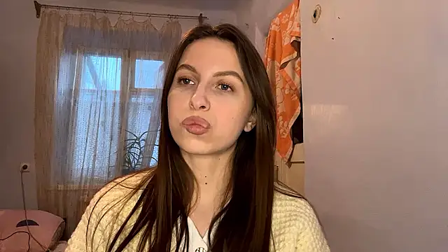 Lianacutesoules online show from February 26, 3:11 pm